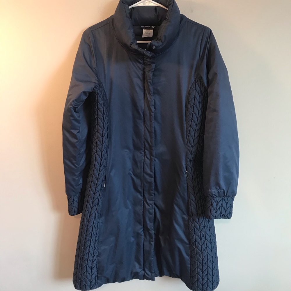 COPY - Patagonia long down coat size small